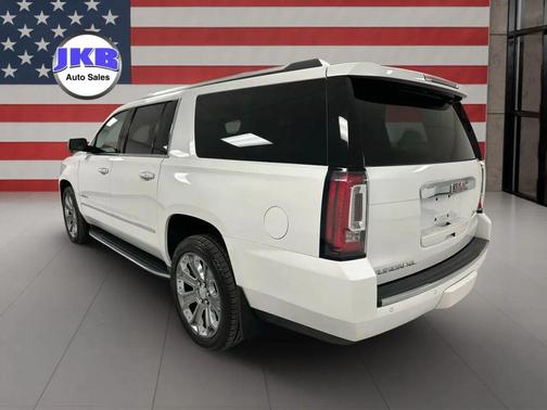 2017 GMC Yukon XL Denali
