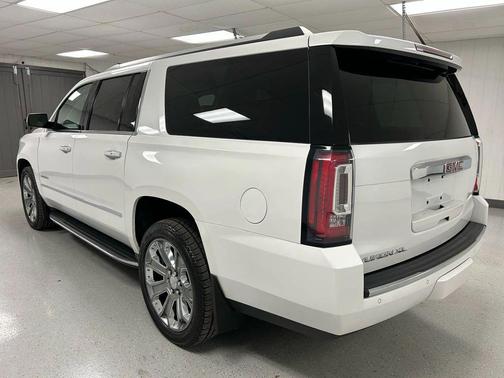 2017 GMC Yukon XL Denali