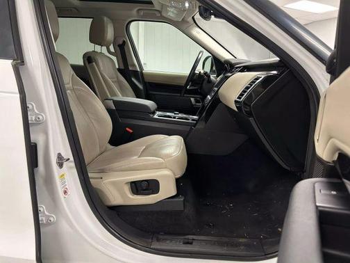 2018 Land Rover Discovery SE