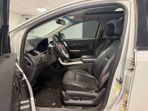 Silver 2013 Ford Edge SEL