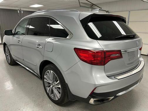 2017 Acura MDX 3.5L w/Technology Package