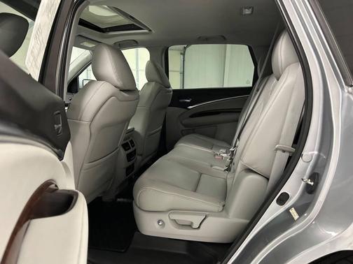 2017 Acura MDX 3.5L w/Technology Package