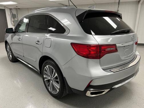 2017 Acura MDX 3.5L w/Technology Package