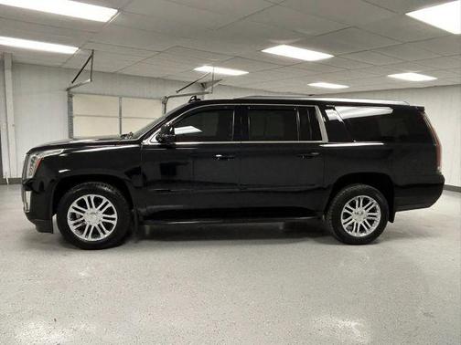 2020 Cadillac Escalade ESV Standard