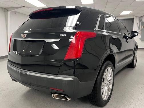 2018 Cadillac XT5 Premium Luxury