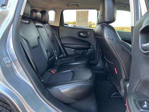 2021 Jeep Compass Trailhawk
