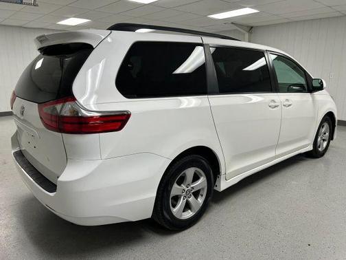 White 2020 Toyota Sienna LE