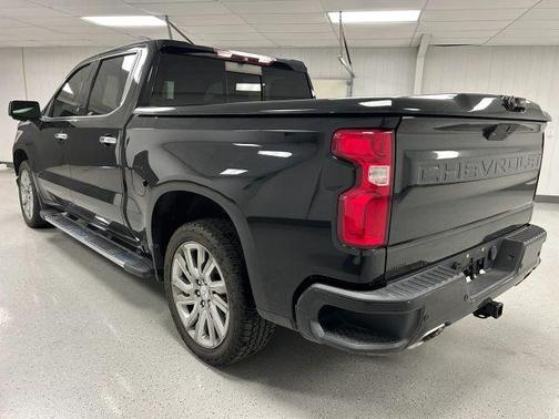 Black 2019 Chevrolet Silverado 1500 High Country