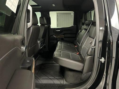 Black 2019 Chevrolet Silverado 1500 High Country