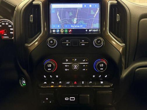 Black 2019 Chevrolet Silverado 1500 High Country