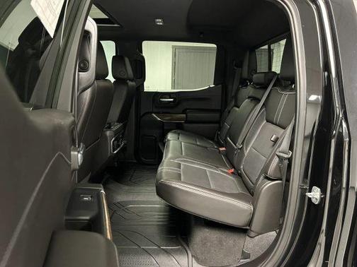 Black 2019 Chevrolet Silverado 1500 High Country