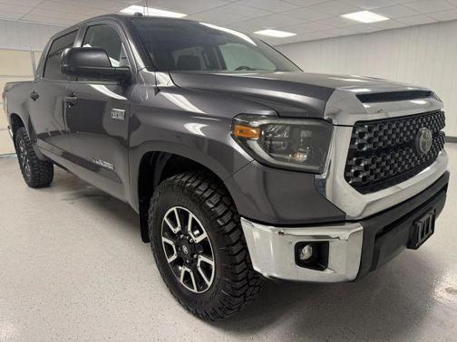 Gray 2019 Toyota Tundra SR5