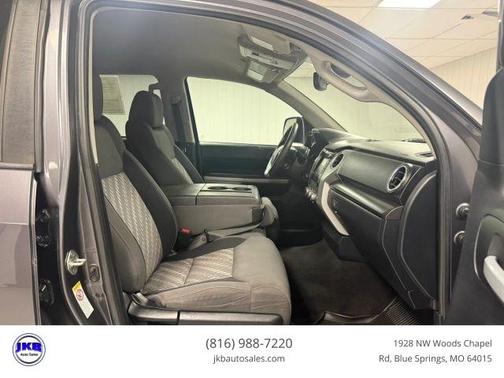Gray 2019 Toyota Tundra SR5