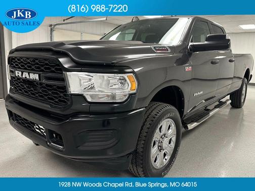 2019 RAM 3500 Tradesman Crew Cab 4x4 8' Box