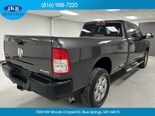 2019 RAM 3500 Tradesman Crew Cab 4x4 8' Box