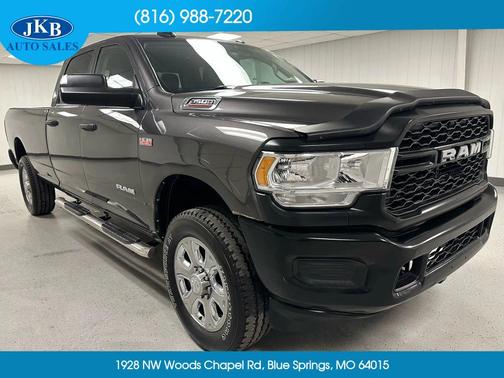 2019 RAM 3500 Tradesman Crew Cab 4x4 8' Box