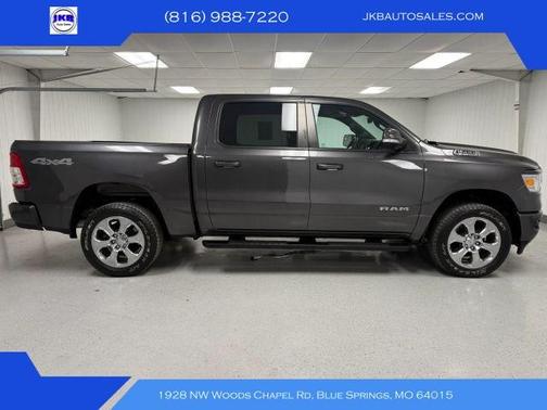 Gray 2019 RAM 1500 Big Horn