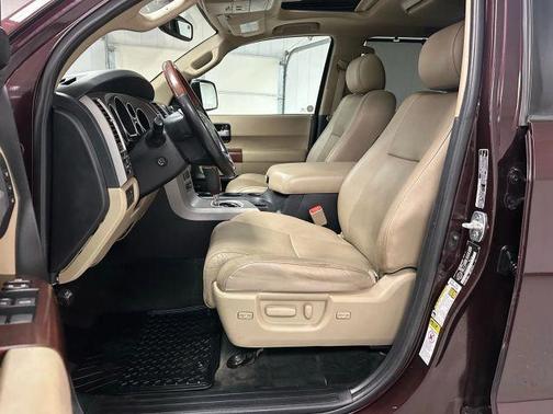 2013 Toyota Sequoia Platinum