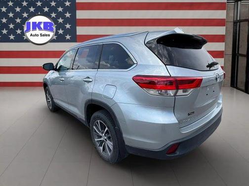 2019 Toyota Highlander Hybrid XLE