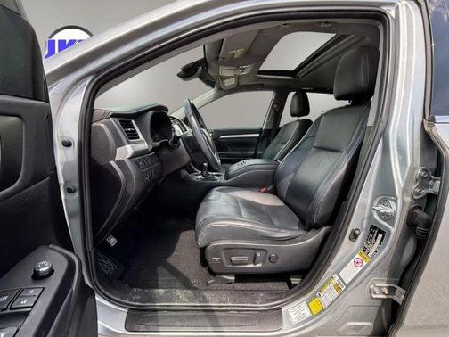 2019 Toyota Highlander Hybrid XLE