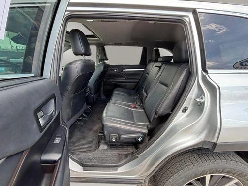 2019 Toyota Highlander Hybrid XLE