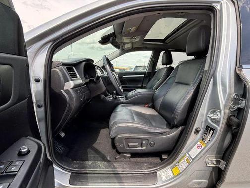 2019 Toyota Highlander Hybrid XLE