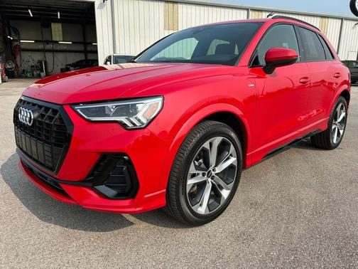 2022 Audi Q3 45 S line Premium Plus