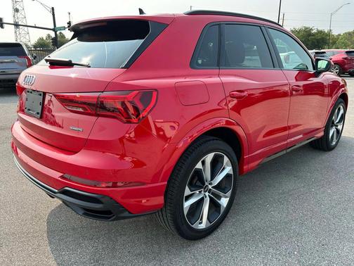 2022 Audi Q3 45 S line Premium Plus