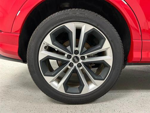 2022 Audi Q3 45 S line Premium Plus