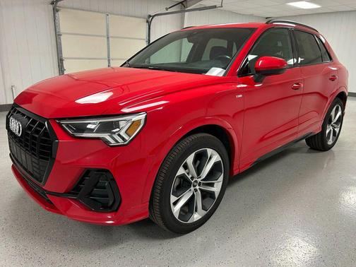 2022 Audi Q3 45 S line Premium Plus