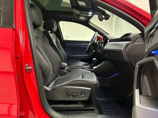 2022 Audi Q3 45 S line Premium Plus