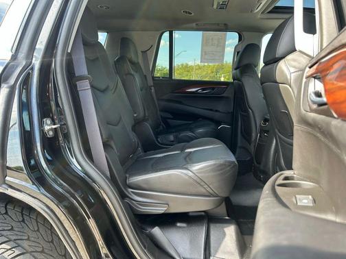 2015 Cadillac Escalade Premium