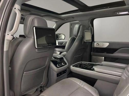 2018 Lincoln Navigator L Reserve