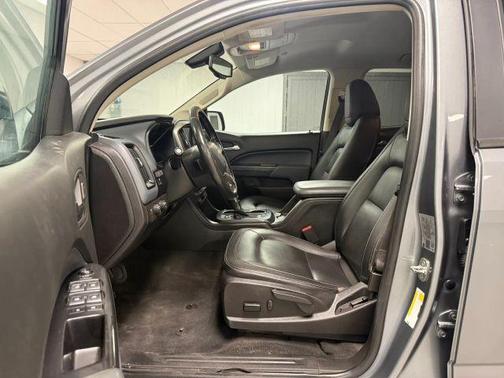 Gray 2022 Chevrolet Colorado Z71