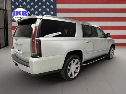 2020 Cadillac Escalade ESV Luxury