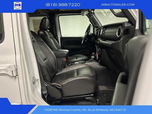 White 2019 Jeep Wrangler Unlimited Sahara