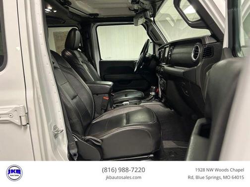 White 2019 Jeep Wrangler Unlimited Sahara