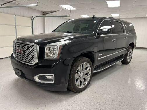 2017 GMC Yukon XL Denali