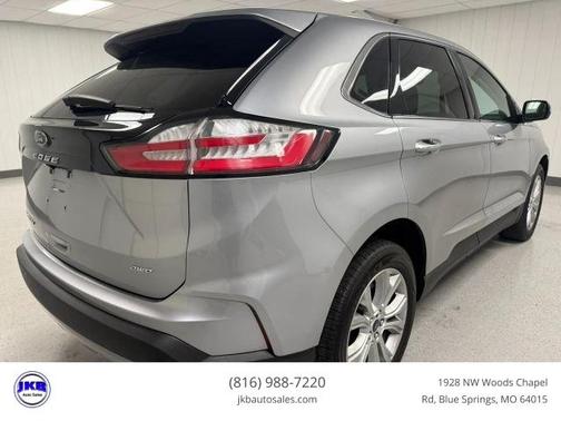 Silver 2022 Ford Edge Titanium