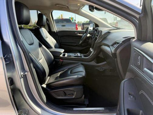 Silver 2022 Ford Edge Titanium