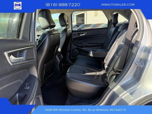 Silver 2022 Ford Edge Titanium