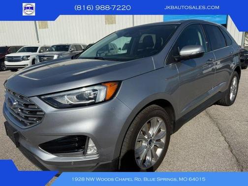 Silver 2022 Ford Edge Titanium