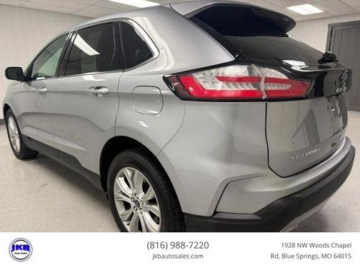 Silver 2022 Ford Edge Titanium