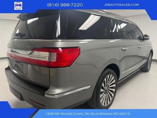 Gray 2019 Lincoln Navigator L Reserve