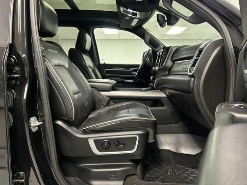 Black 2020 RAM 1500 Laramie