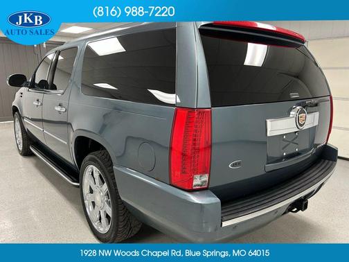 2008 Cadillac Escalade ESV Standard