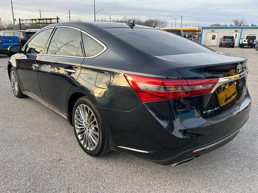 2016 Toyota Avalon Limited