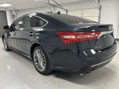 2016 Toyota Avalon Limited