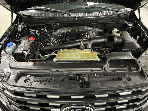 2021 Ford Expedition Max XLT