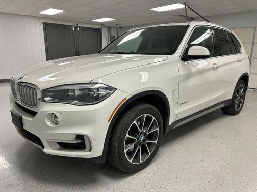 White 2017 BMW X5 xDrive35i